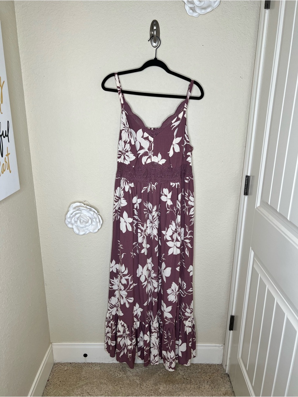 NTM: Torrid Emma Floral Gauze Lace Inset Maxi Dress 1X NWT